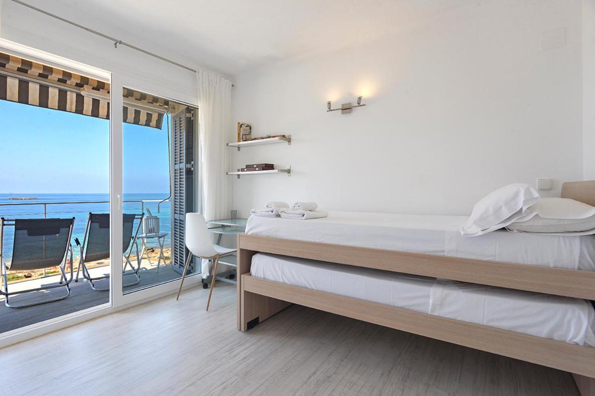 קולוניה סנט ג'ורדי Apartment Ses Baules מראה חיצוני תמונה